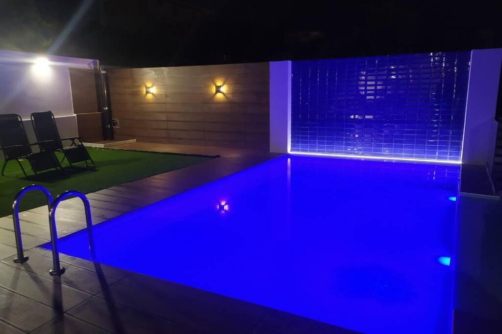 Villa Serenity - Heated Pool Daratsos 외부 사진